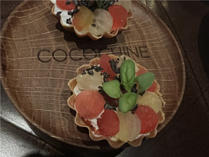 tomato tartlet canape
